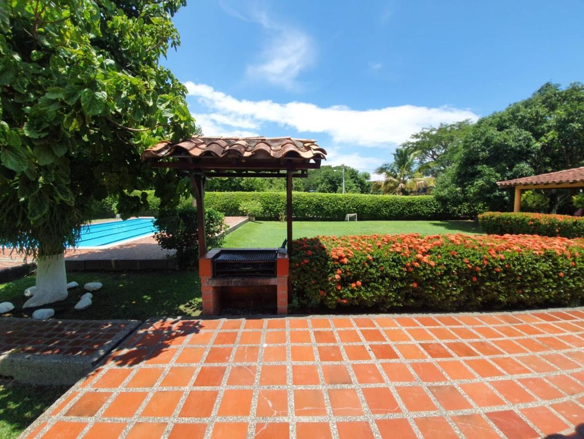 Finca Hacienda El Castillo Санта-Фе-де-Антьокия Экстерьер фото