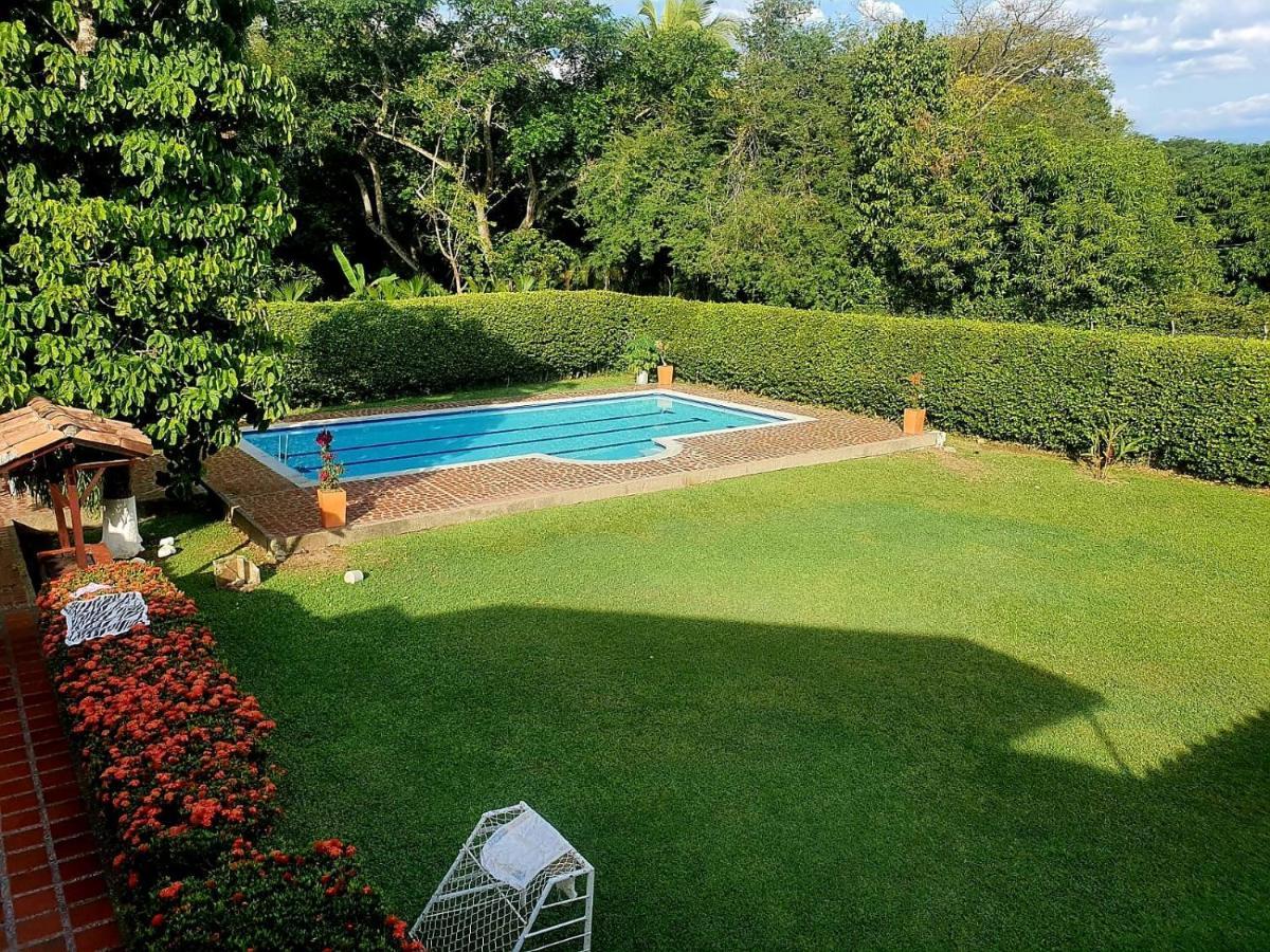 Finca Hacienda El Castillo Санта-Фе-де-Антьокия Экстерьер фото